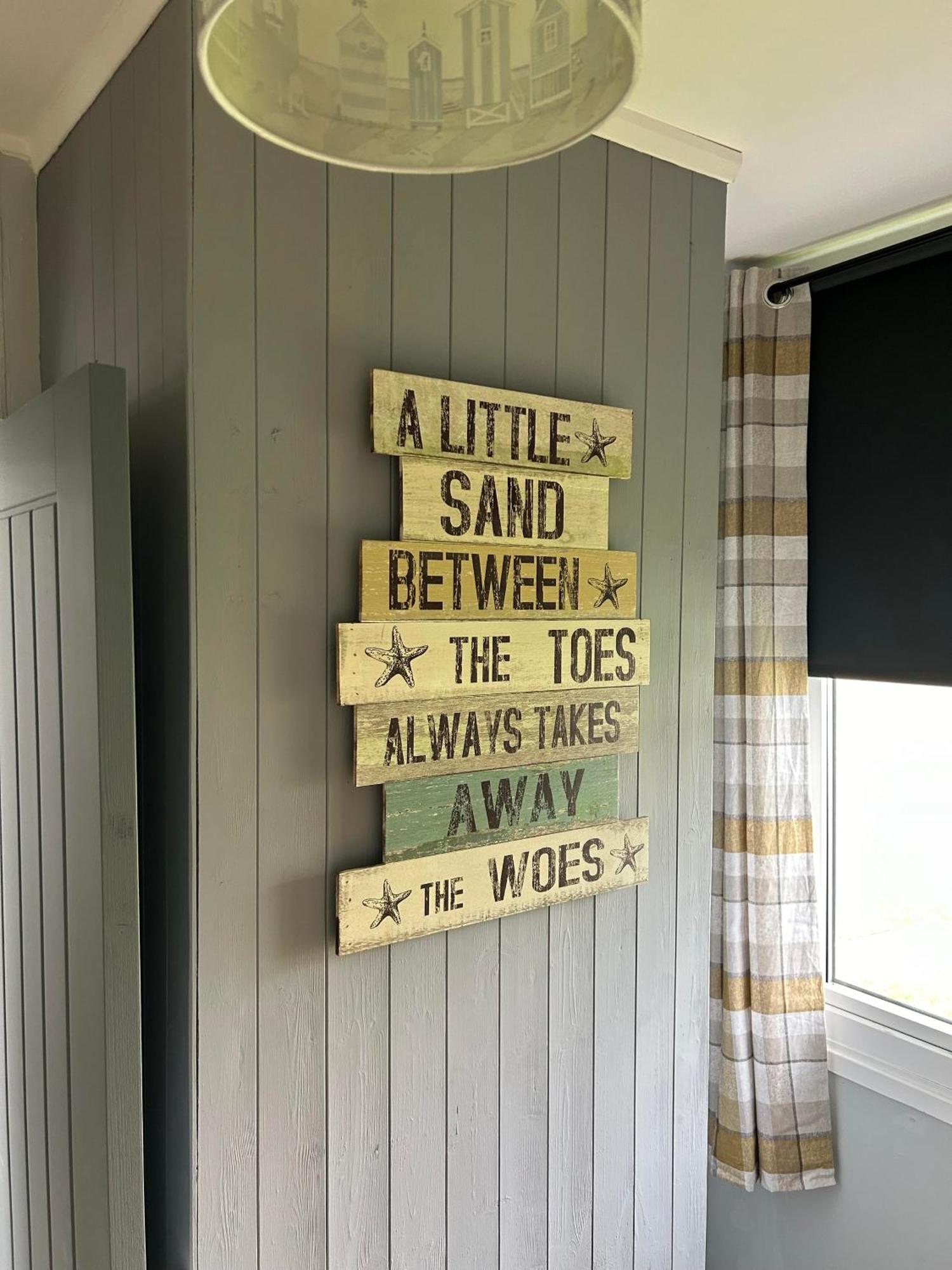 Cozy Seaside Chalet In Bridlington Exteriör bild